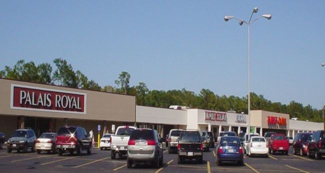 image of Eastwood Shopping Center in Cleveland, TX