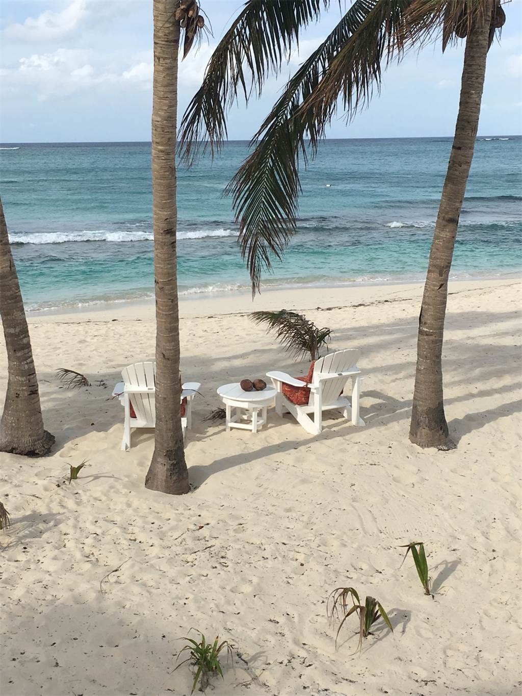 Pelican Cove Beachfront Home Love Beach, Nassau