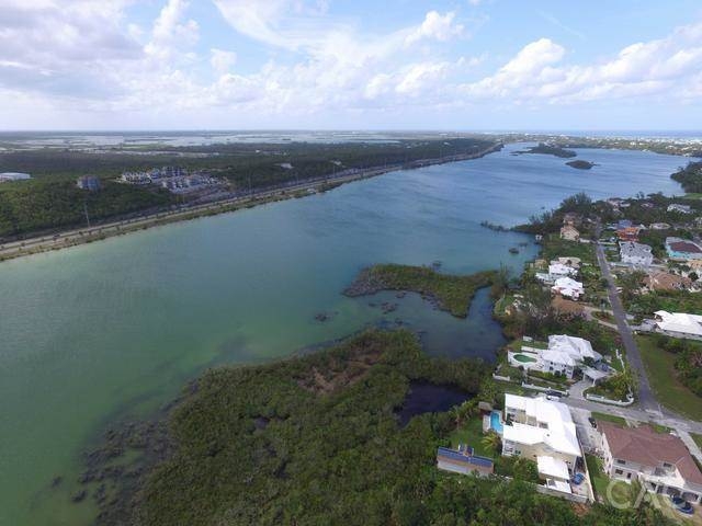 Lake Cunningham, Nassau Bahamas